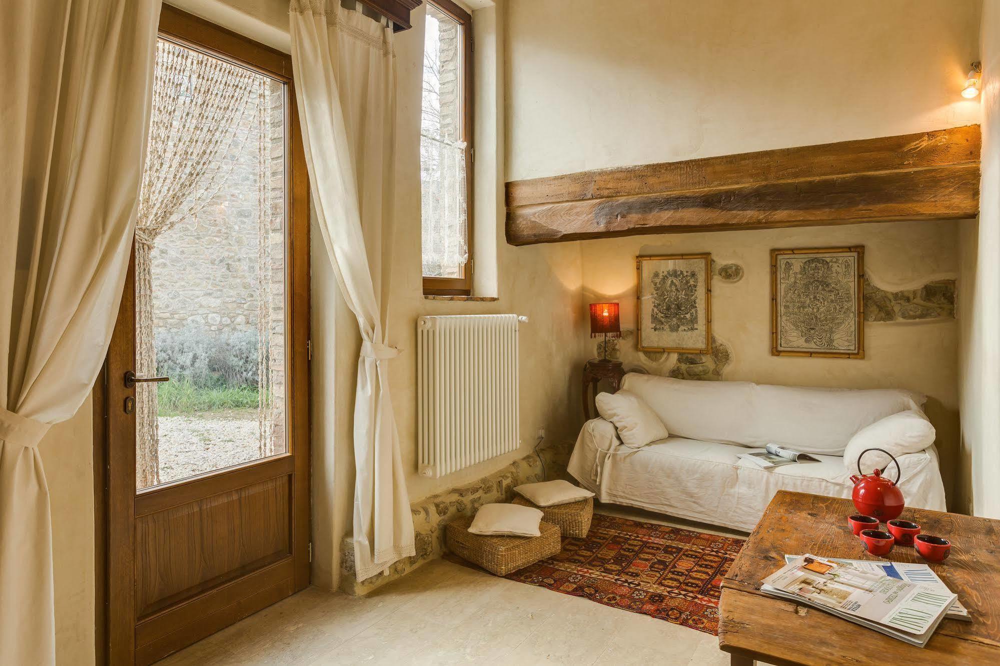 Agriturismo Le Canterie Radicondoli Экстерьер фото