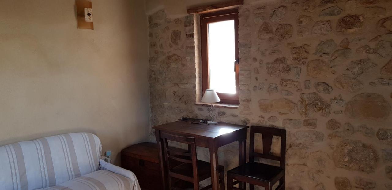 Agriturismo Le Canterie Radicondoli Экстерьер фото